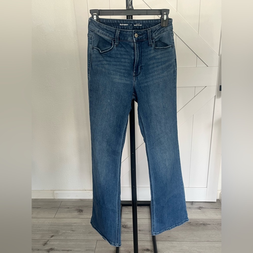 Old Navy High-Rise Flare jeans